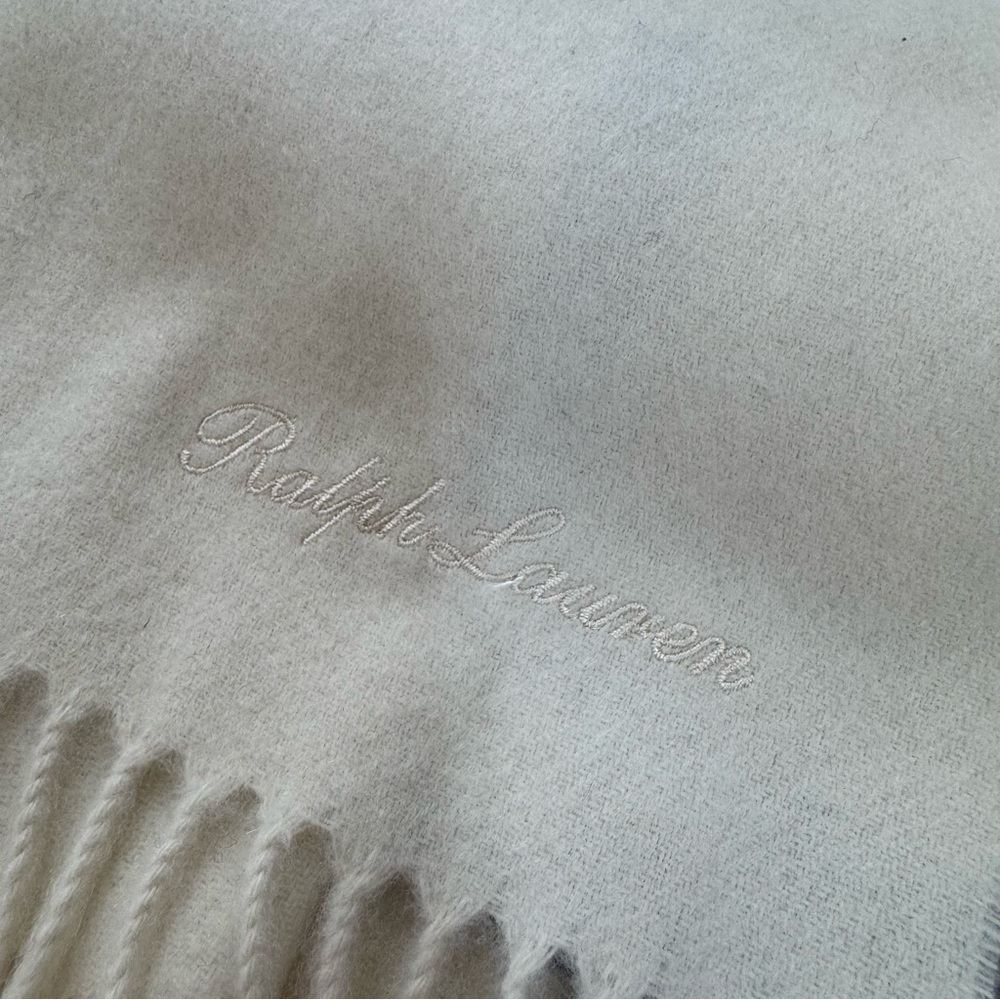 Ralph Lauren collection Elegant Cream Fringe Scarf, 100% cashmere - Picture 4 of 9